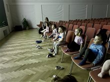 Návšteva seniorov a detí z jaslí v kultúrnom centre